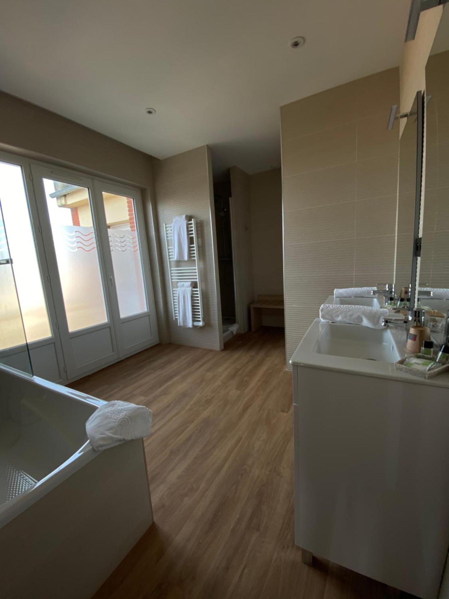 L'Huitriere Hotel Quiberville Eksteriør billede